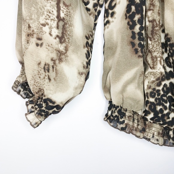 Laura Leopard Blouse - Picture 4 of 5